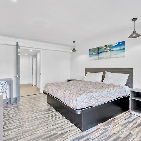 Lakewood Tradewinds Motel מראה חיצוני תמונה